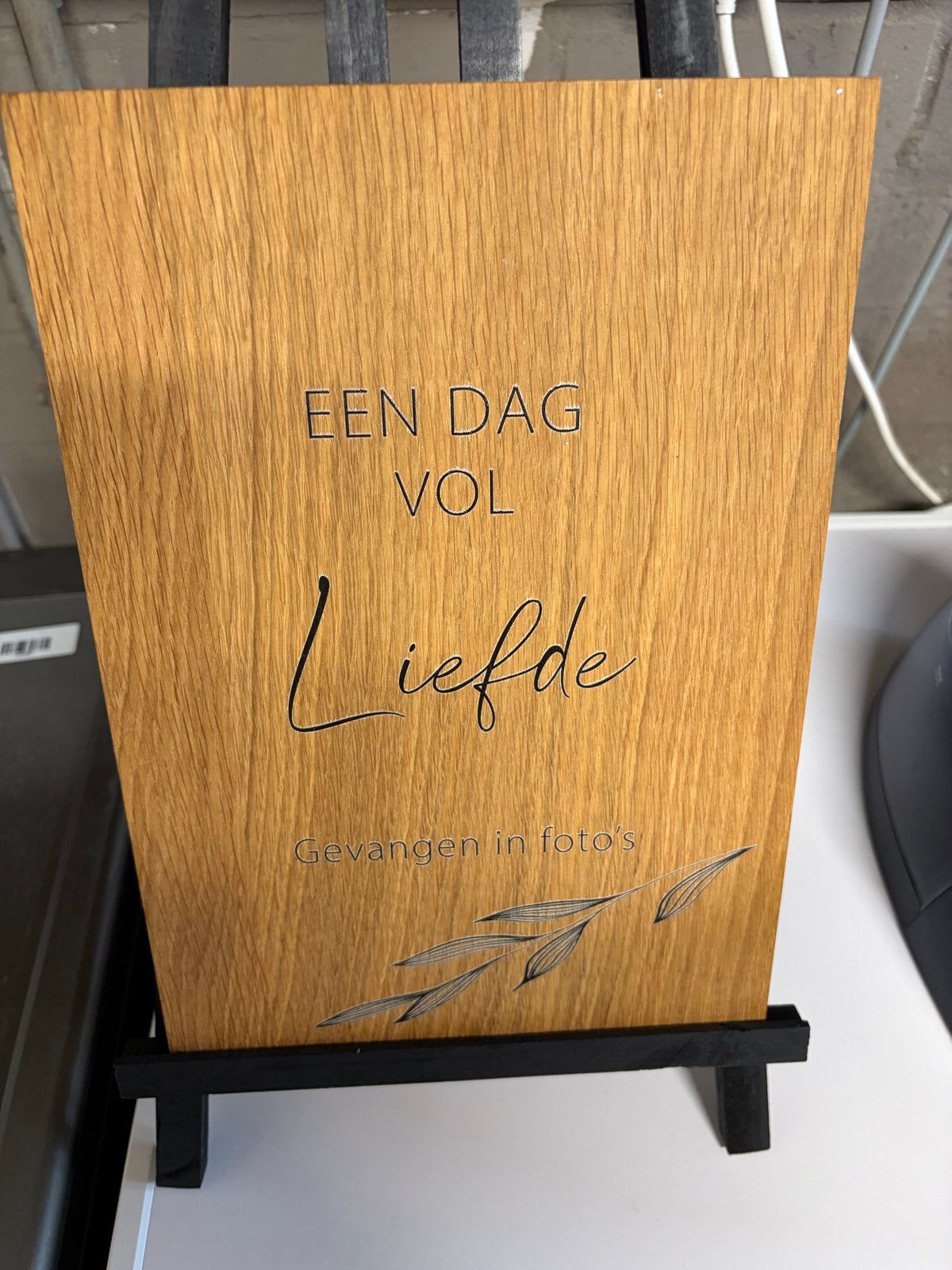 Houten bord met tekst voor bruiloft of evenement, Huis en Inrichting, Hout, Ophalen of Verzenden, Bruin, Landelijk
