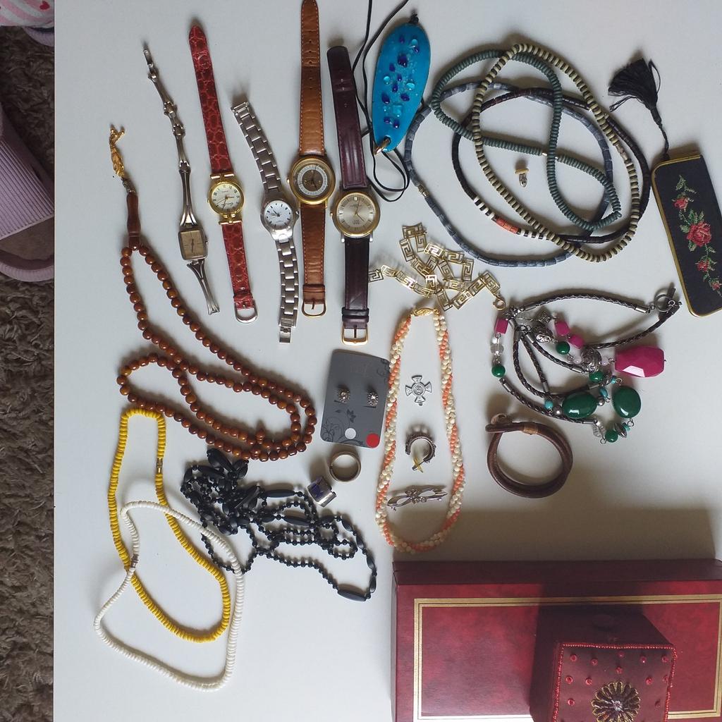 veel diverze oude en antieke sieraden +  sieraden doosjes, Ophalen of Verzenden, Overige materialen, Ketting