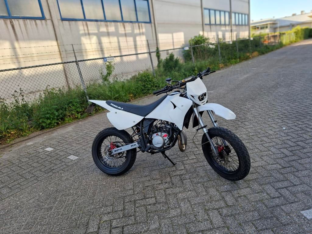 Schakelbrommer Rieju RR 50 uit 2007, Ophalen, Maximaal 45 km/u, 50 cc, 6 versnellingen