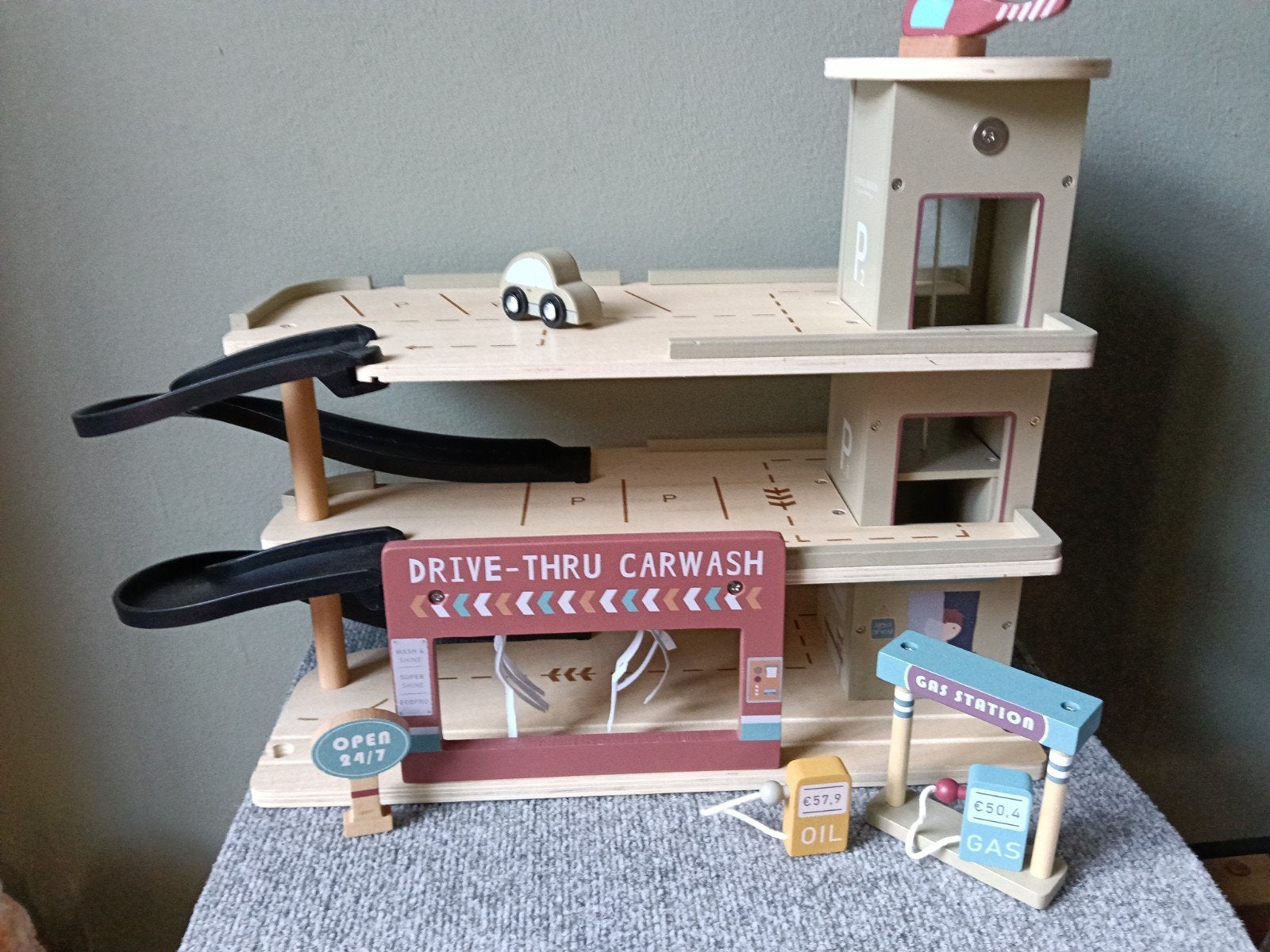 Little Dutch houten garage met accessoires, Overige typen, Ophalen of Verzenden, Niet bekend, Gebruikt