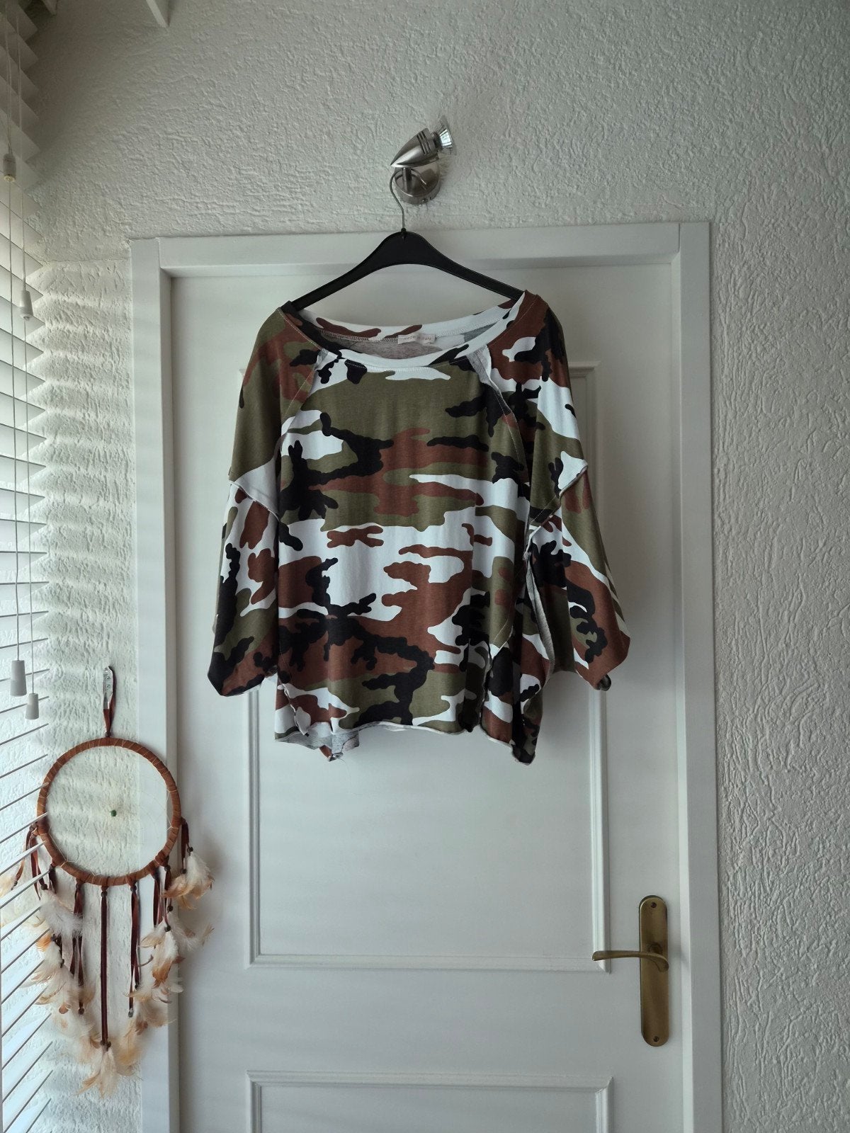 Stoer Oversized Katoenen Army Print Shirt, Kleding | Dames, T-shirts, Overige kleuren, Maat 42/44 (L), Nieuw, Ophalen of Verzenden