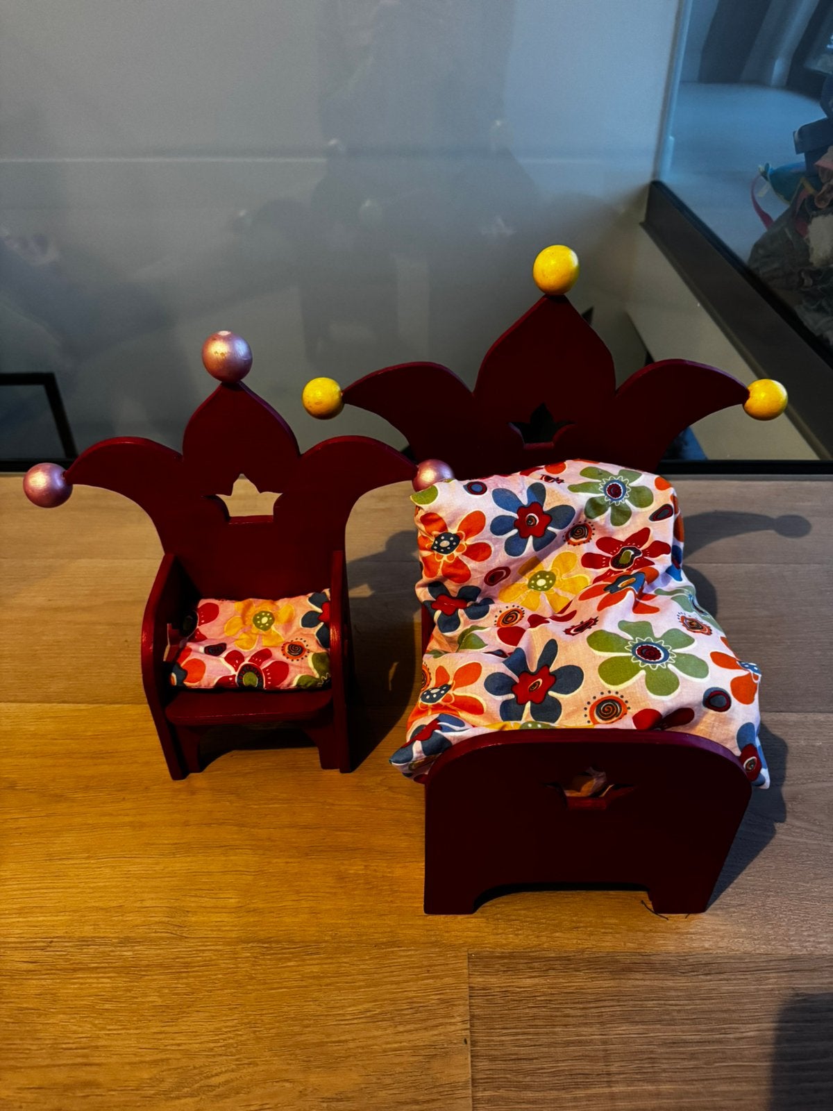 Poppenbedje en poppenstoel, hout, Kinderen en Baby's, Speelgoed | Houten speelgoed, Ophalen of Verzenden, Zo goed als nieuw, Meubelstuk of Keukentje