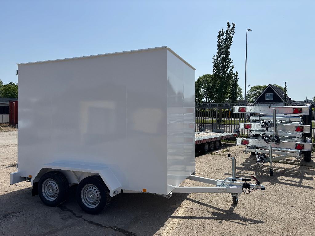 Nieuwe metalen gesloten trailer – direct beschikbaar -, Ophalen, Nieuw