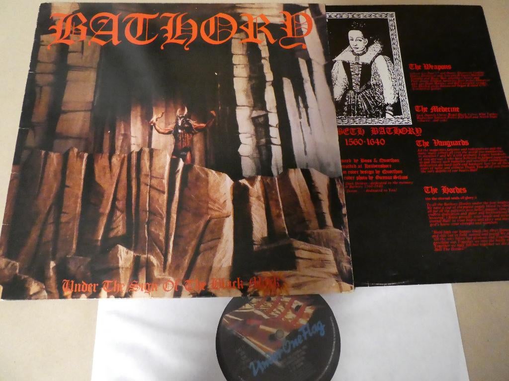 Bathory – Under The Sign Of The Black Mark (1987), Inclusief binnenhoes, Verzenden, Gebruikt, 12 inch