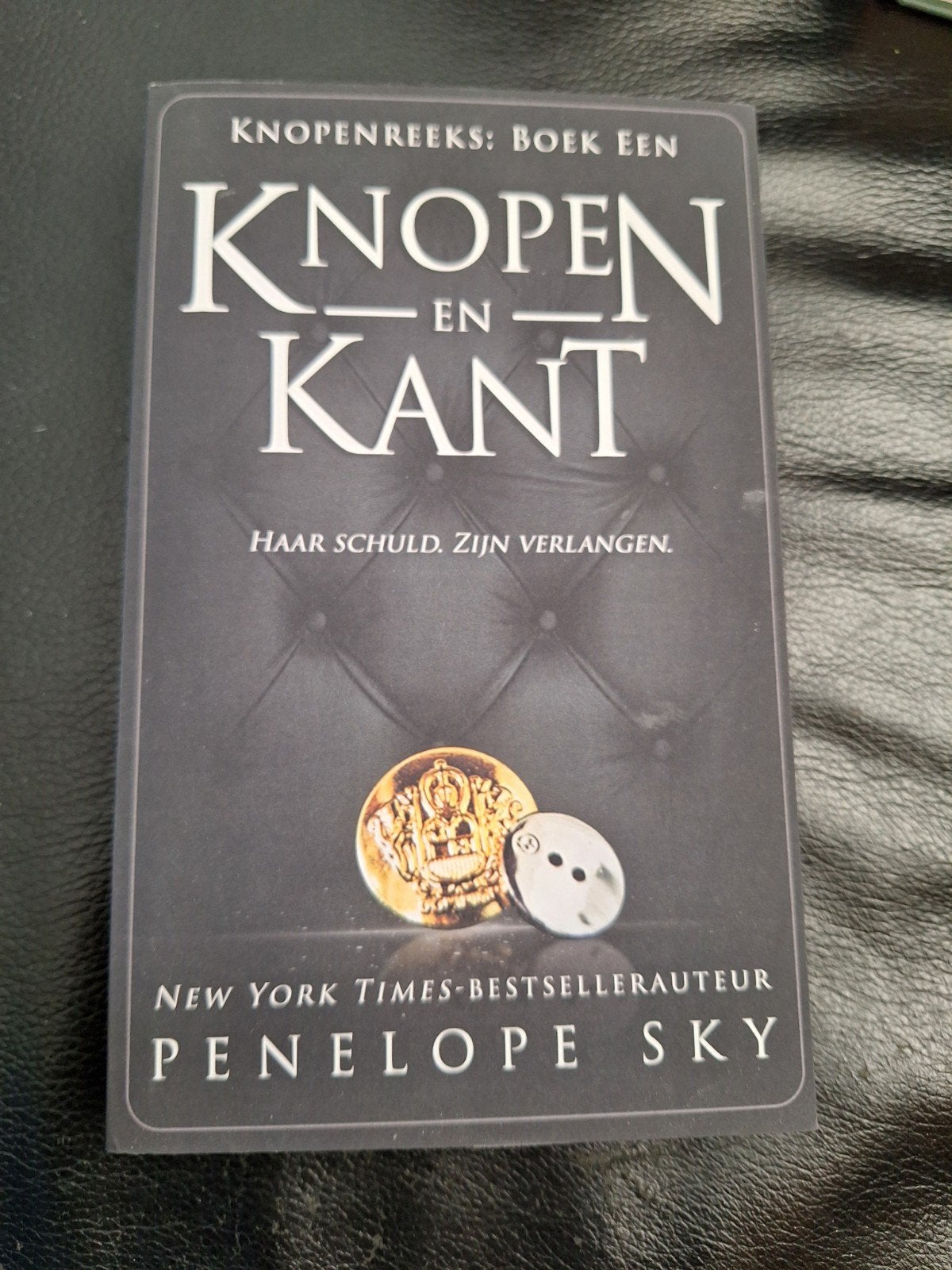 Knopen en kant van Penelope Sky, Ophalen of Verzenden