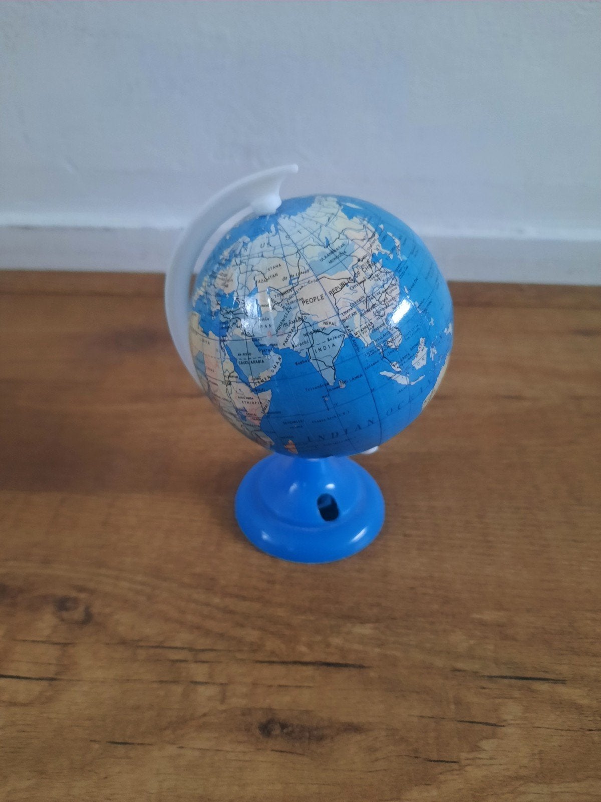 Gratis wereldbol puntenslijper, Ophalen