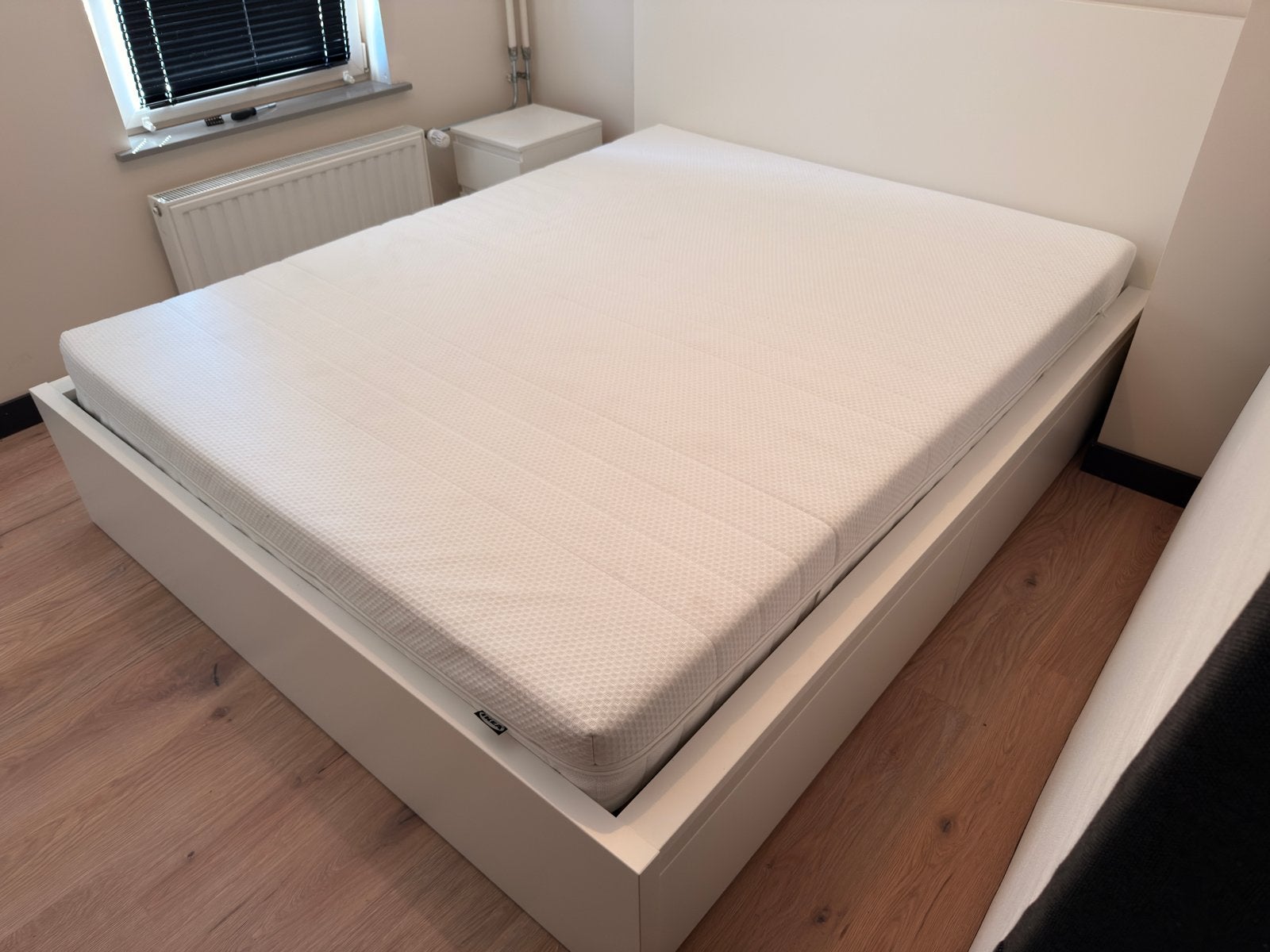 IKEA MALM Bedframe met lattenbodem en matras 160-200, Ophalen, Gebruikt, Wit, Tweepersoons