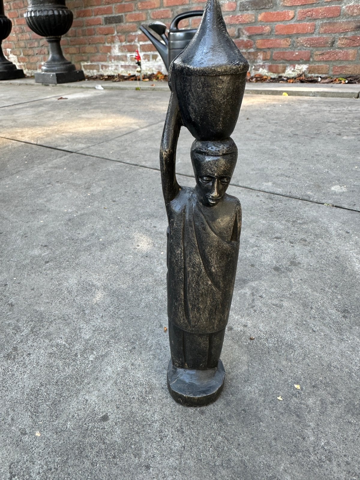 Antiek handwerk beeldje meegebracht uit Afrika, Verzenden