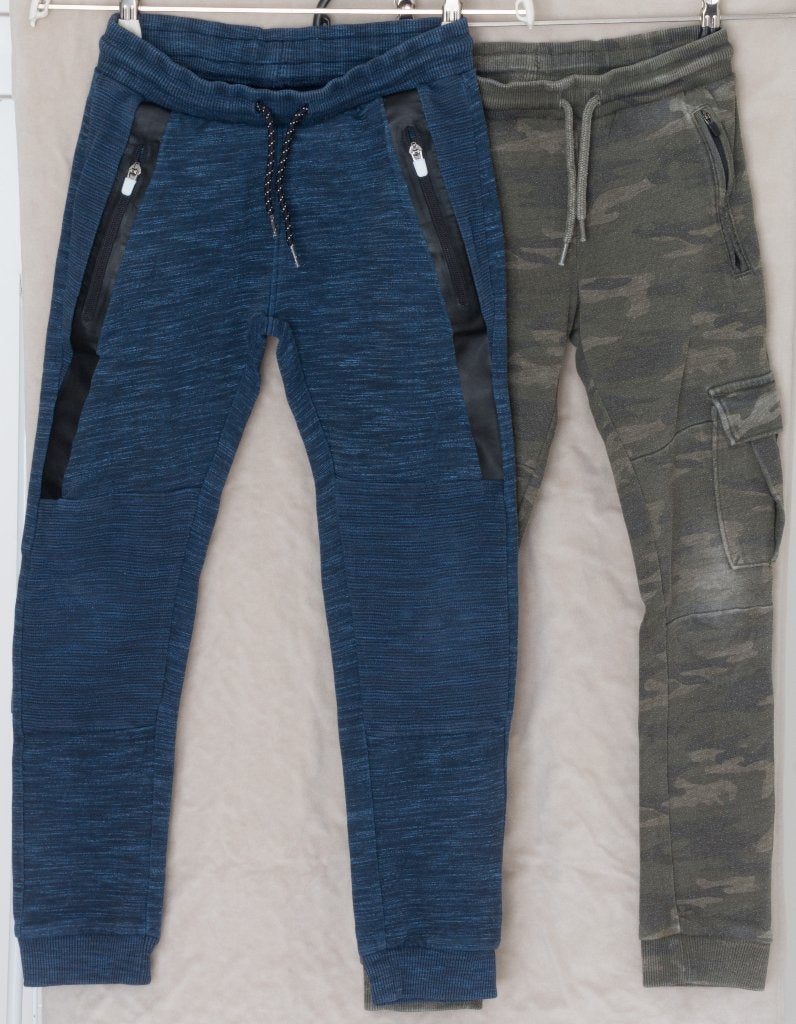 2 Jongens joggingbroeken 140 C&A, Kinderen en Baby's, Kinderkleding | Maat 140, Broek, C&A, Ophalen of Verzenden, Zo goed als nieuw
