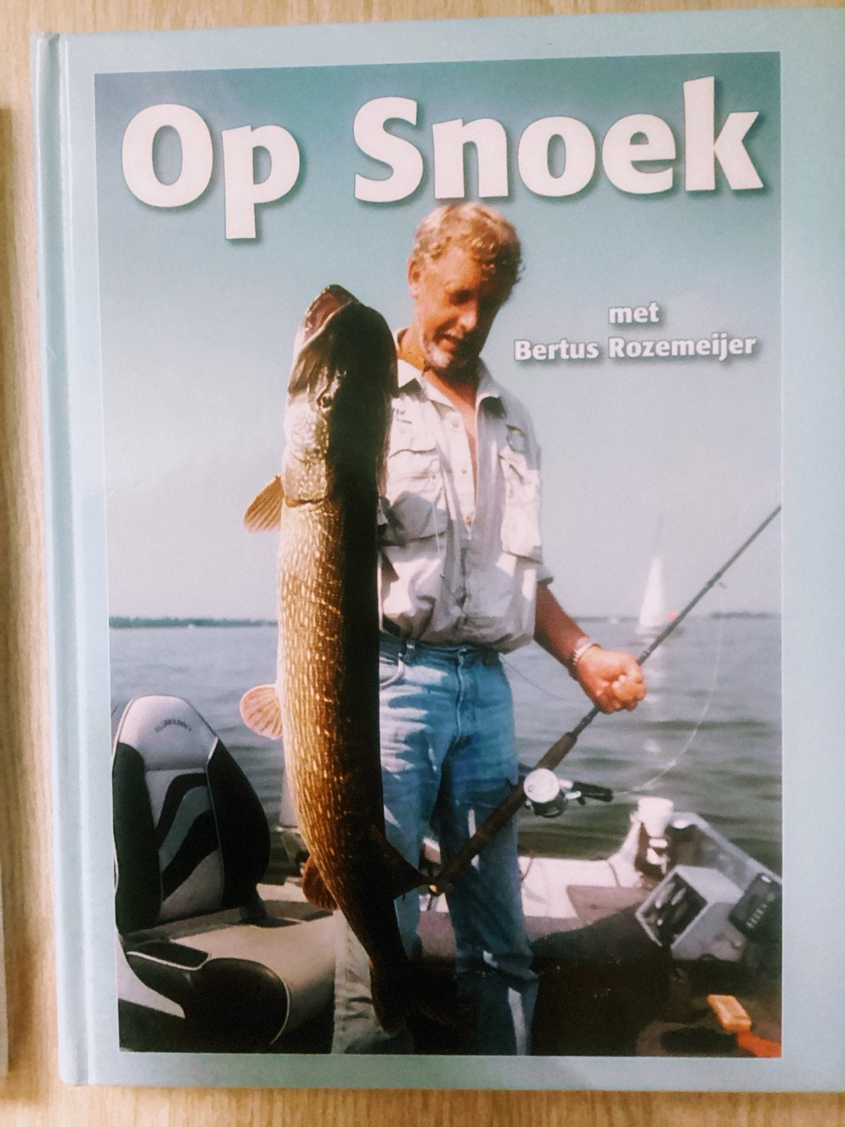 Op Snoek met Bertus Rozemeijer - Vele technieken, Verzenden, Zo goed als nieuw, Watersport en Hengelsport