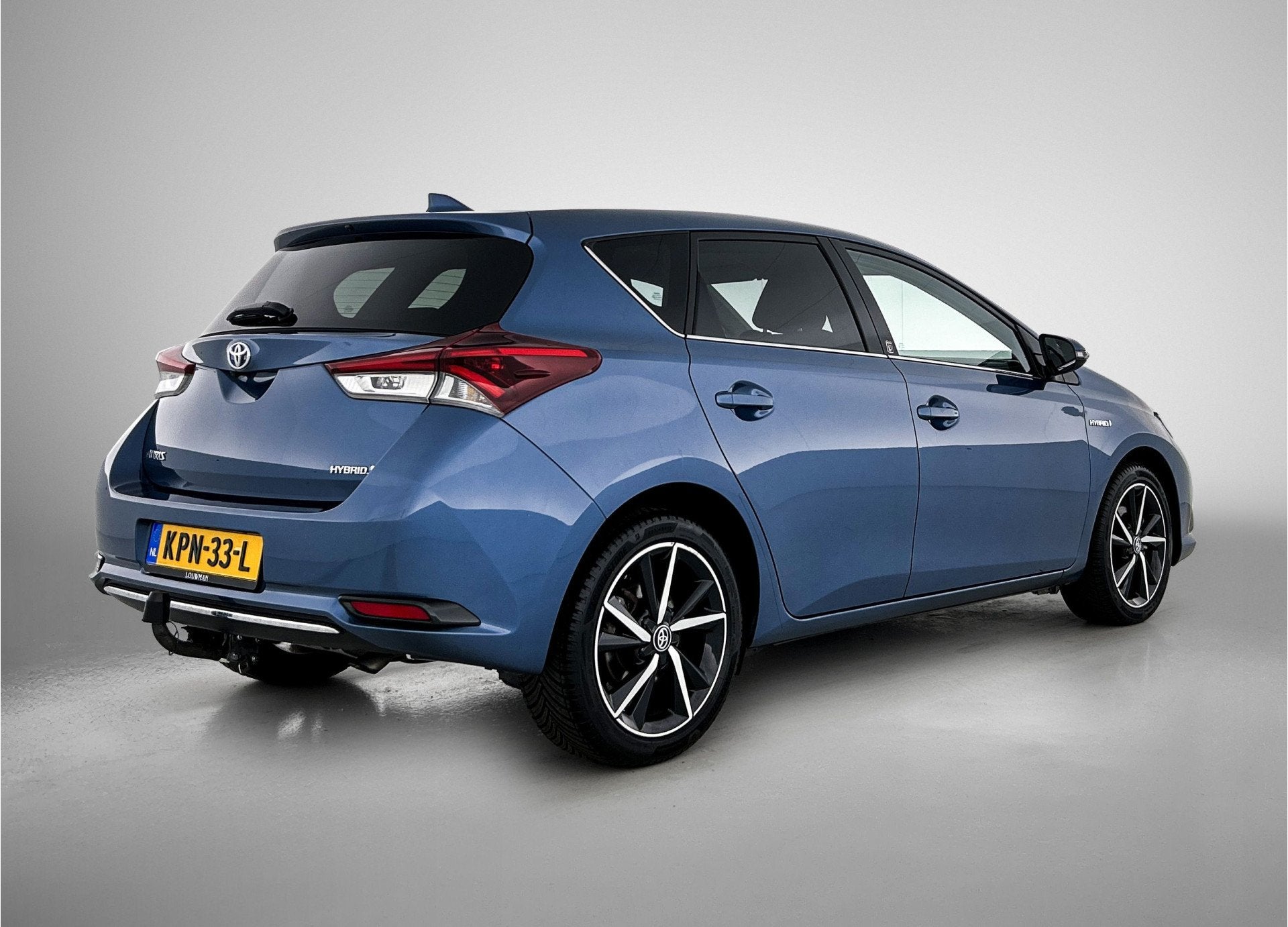 Toyota Auris 1.8 Hybrid Dynamic + | Stoelverwarming | Elektr, 12 maanden, Gebruikt, 4 cilinders, Blauw