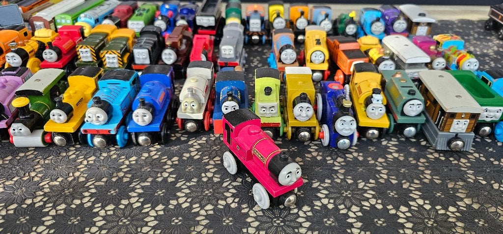 Thomas de trein Hout Rheneas, Ophalen of Verzenden, Zo goed als nieuw