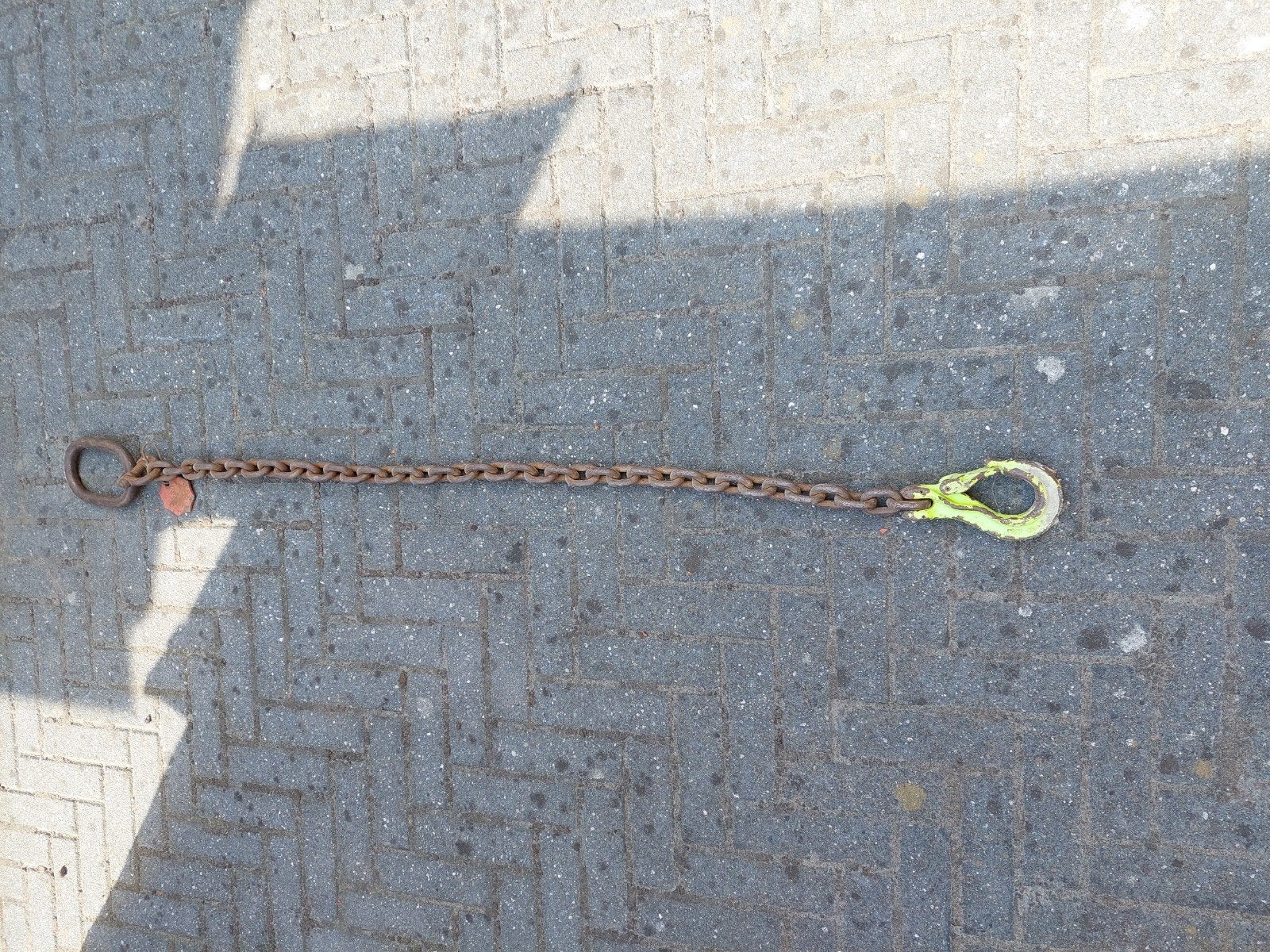Robuuste ketting met haak en ring, Ophalen
