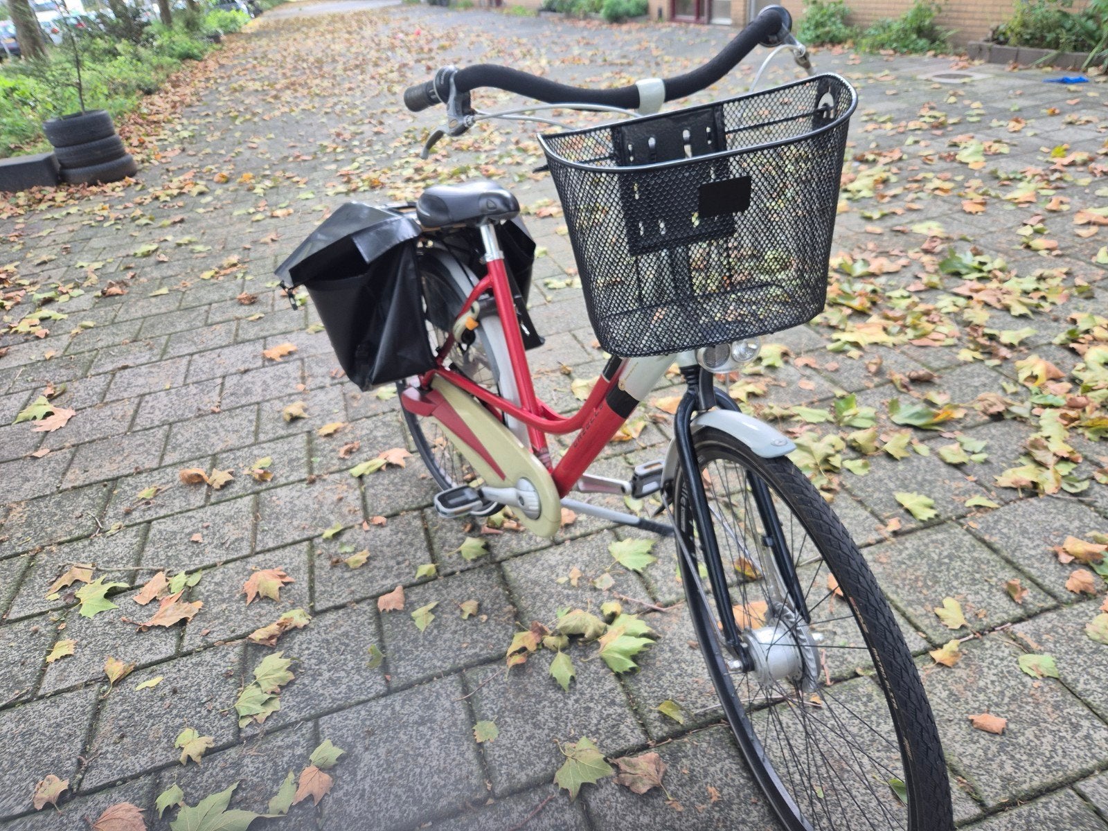 damesfiets, Fietsen en Brommers, Ophalen, Zo goed als nieuw, Handrem