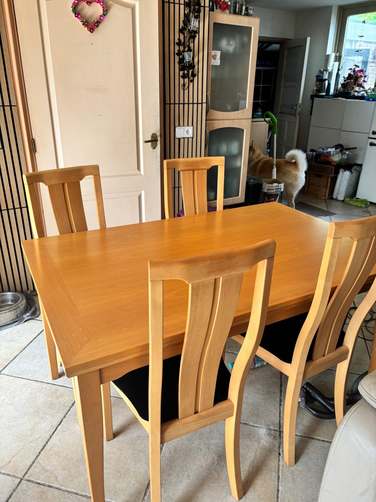 Skovby eettafel met 4 stoelen - uitschuifbaar, Ophalen, Gebruikt, 100 tot 150 cm, Vijf personen of meer