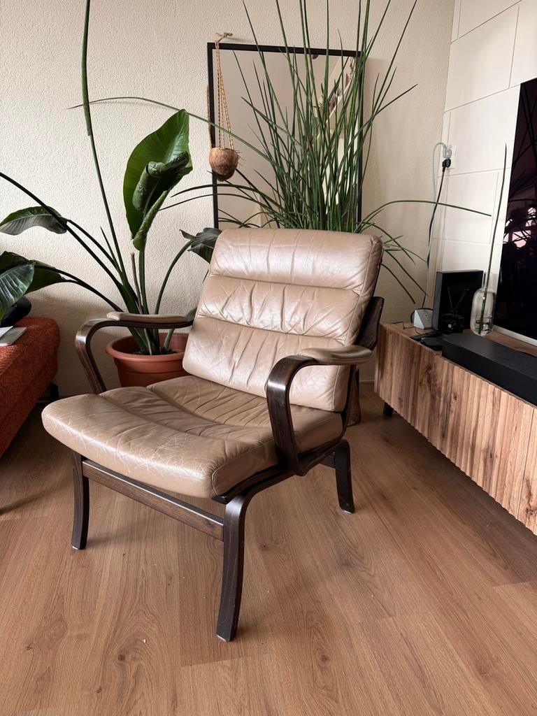 Vintage Fauteuil G mobel Beige Leer, Huis en Inrichting, Fauteuils, Ophalen, Gebruikt, Minder dan 75 cm, Vintage