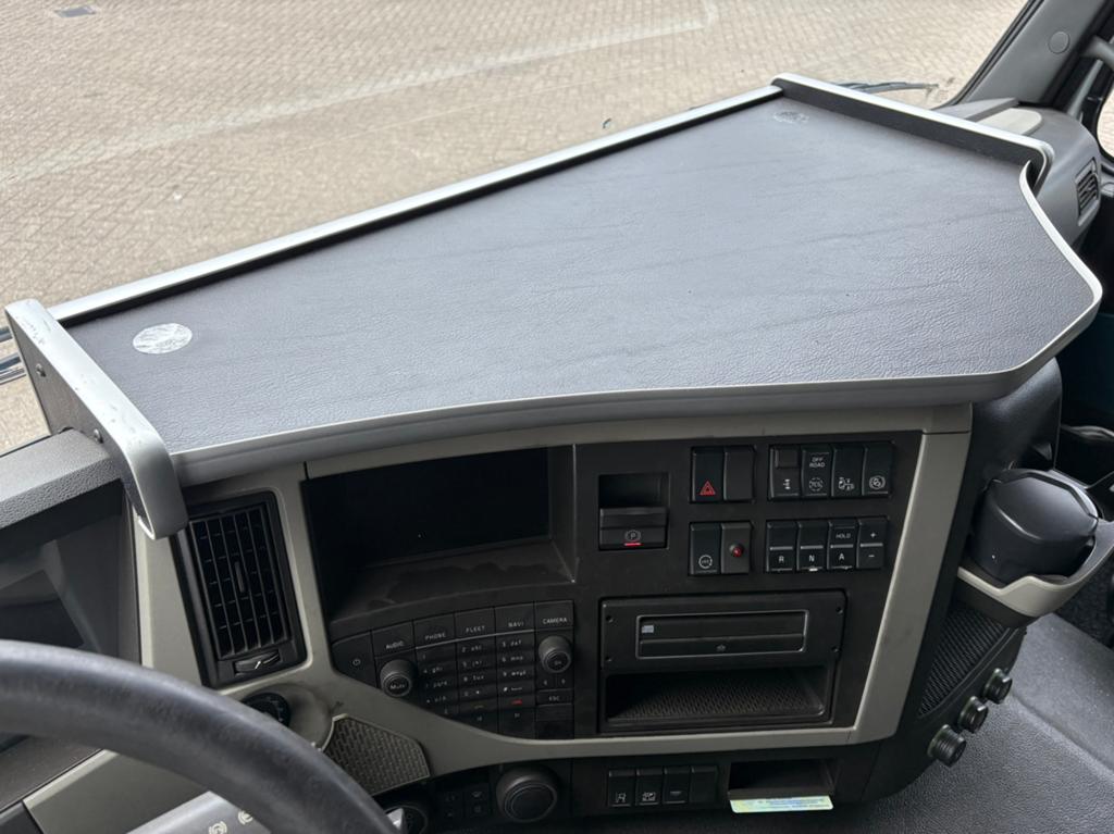 Dashboard tafel Volvo FM FMX, Ophalen, Gebruikt, Volvo, Interieur en Bekleding