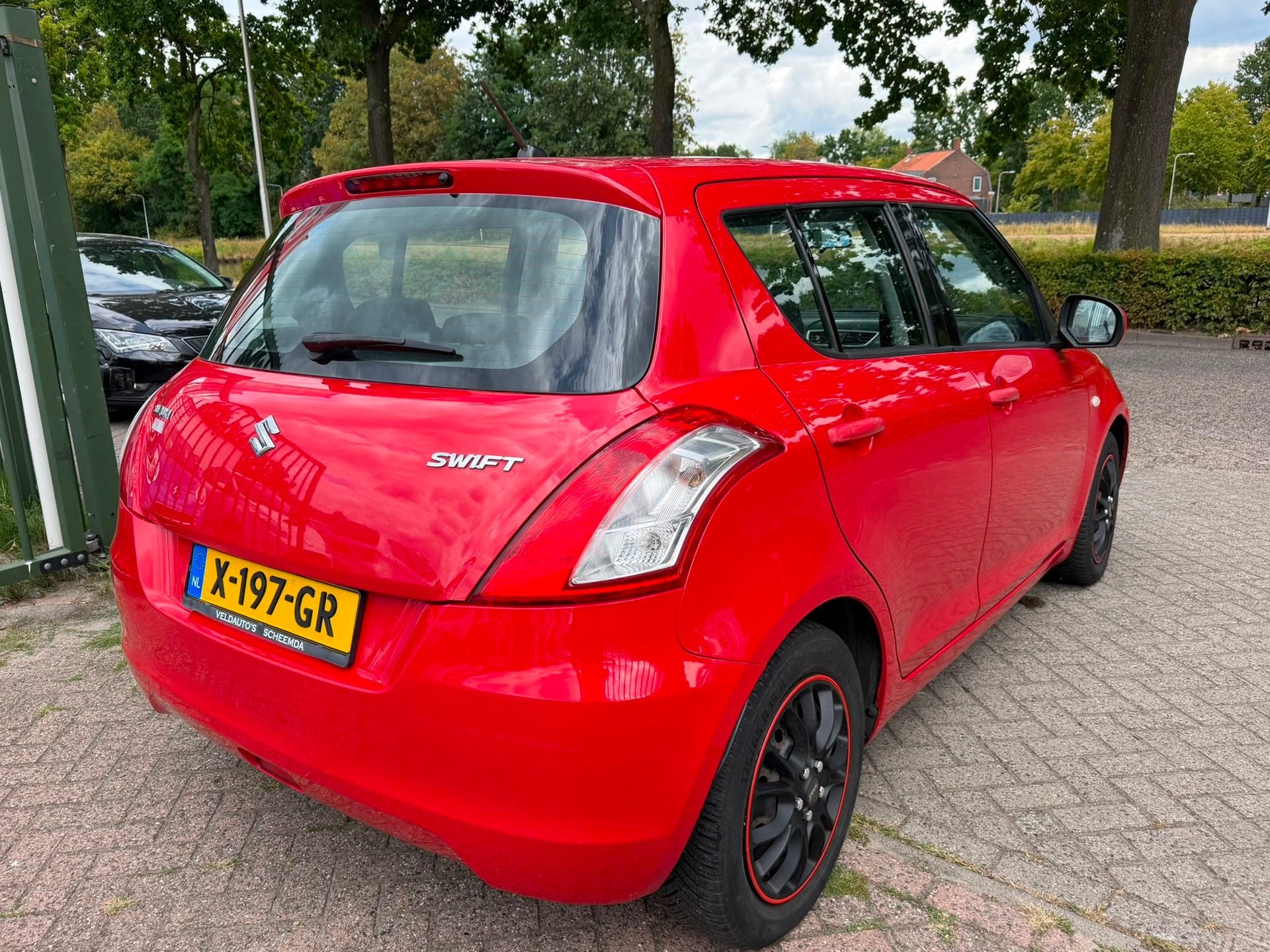 Suzuki Swift 1.3 Limited 1e eigenaar dealer onderhouden airc, Auto's, Gebruikt, 400 kg, Alcantara, Swift