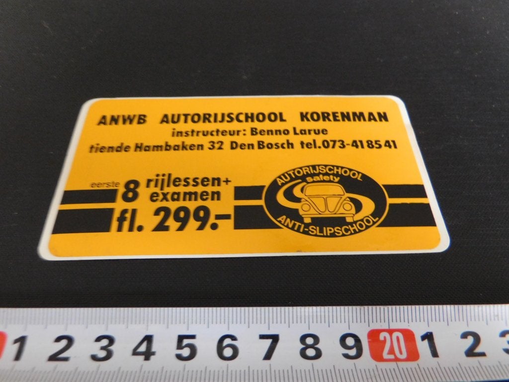 sticker Den Bosch ANWB Autorijschool KORENMAN Benno Larue, Ophalen, Zo goed als nieuw