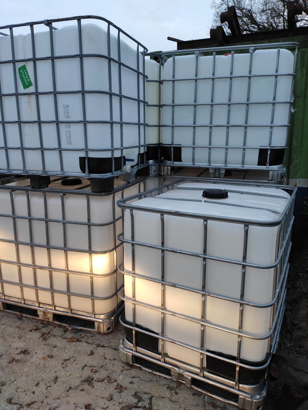 Ibc vaten 1000 liter vat regenton, Tuin en Terras, Regentonnen, 150 liter of meer, Ophalen, Zo goed als nieuw