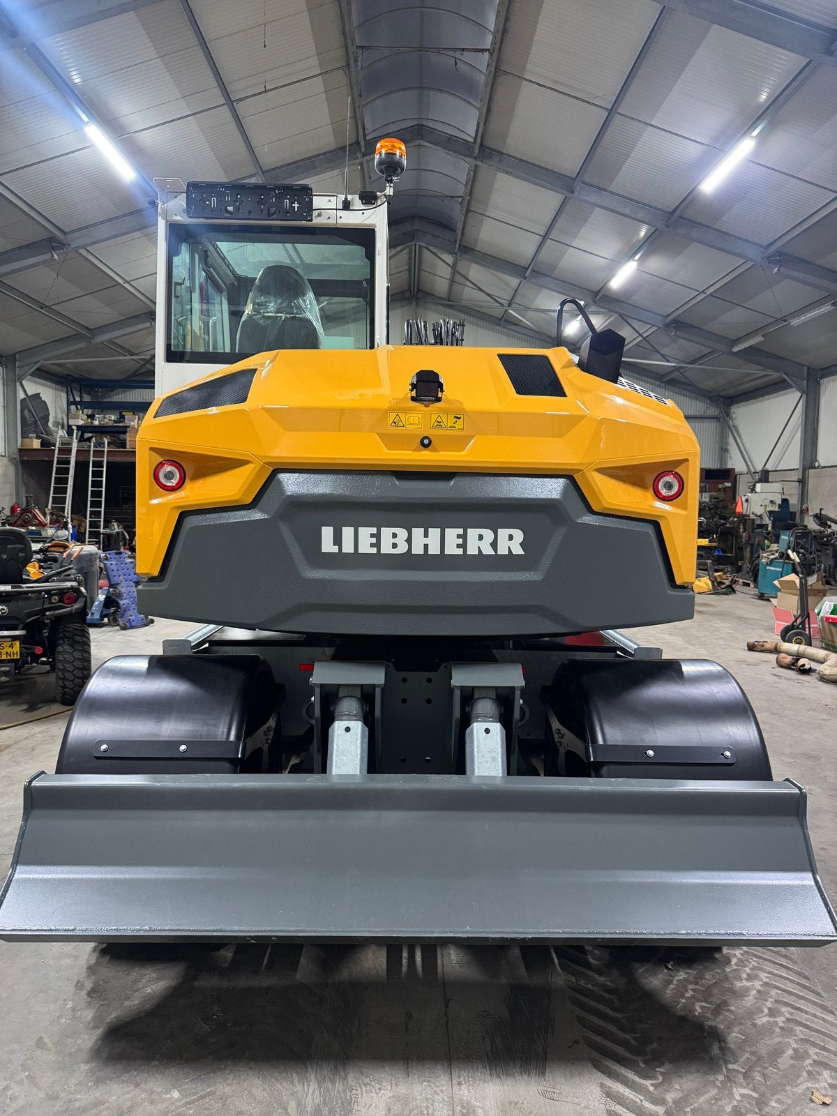Liebherr A909 Compact Nieuw!! Nr 1 van Nederland, Zakelijke goederen, Ophalen, Graafmachine