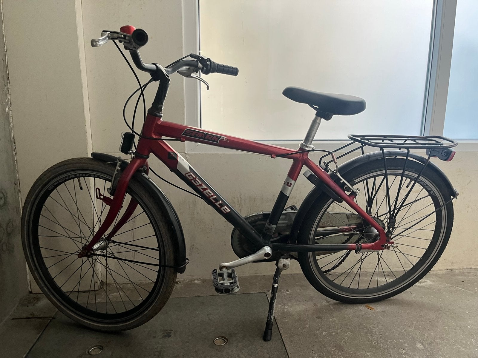 Gazelle Shark Fiets - Rood/Zwart, Fietsen en Brommers, Ophalen, Gebruikt, 26 inch of meer