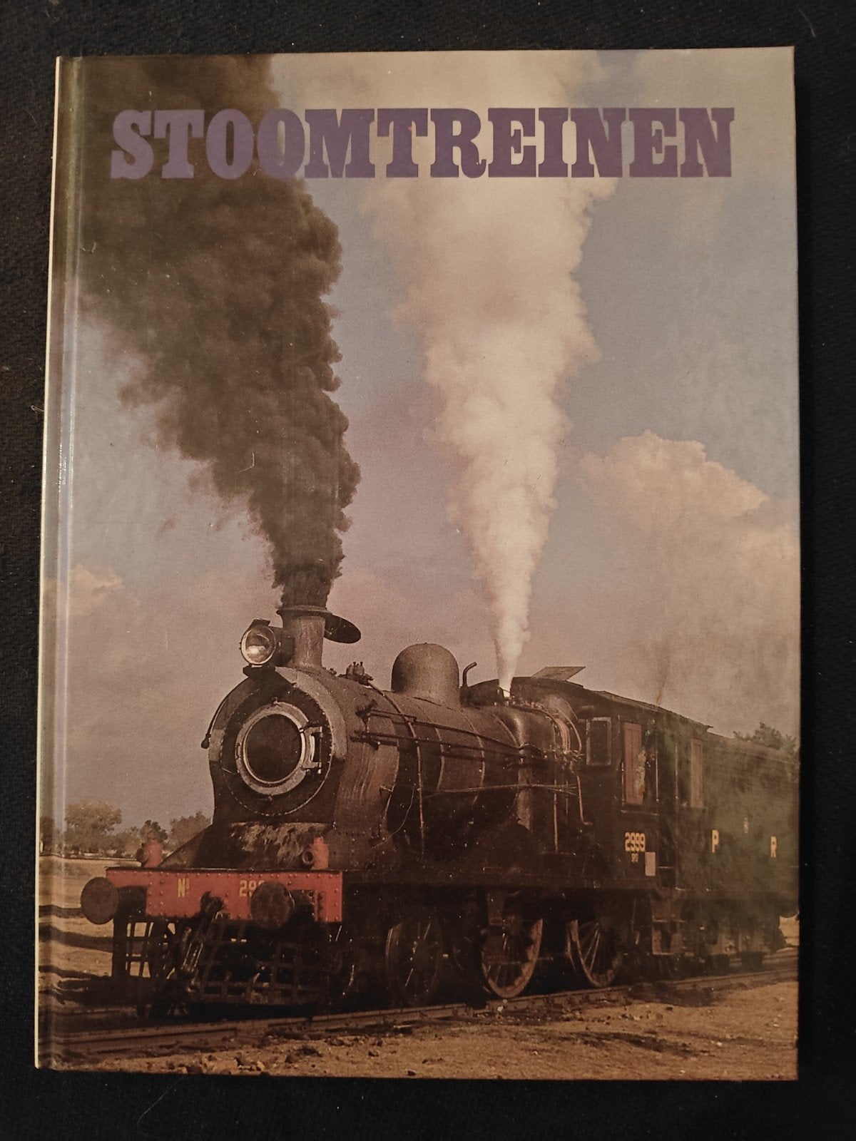 Stoomtreinen Boek - Geschiedenis en Techniek, Boeken, Techniek, Ophalen of Verzenden, Werktuigbouwkunde, Onbekend, Gelezen