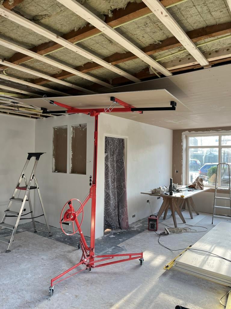 Platenlift te huur, Ophalen