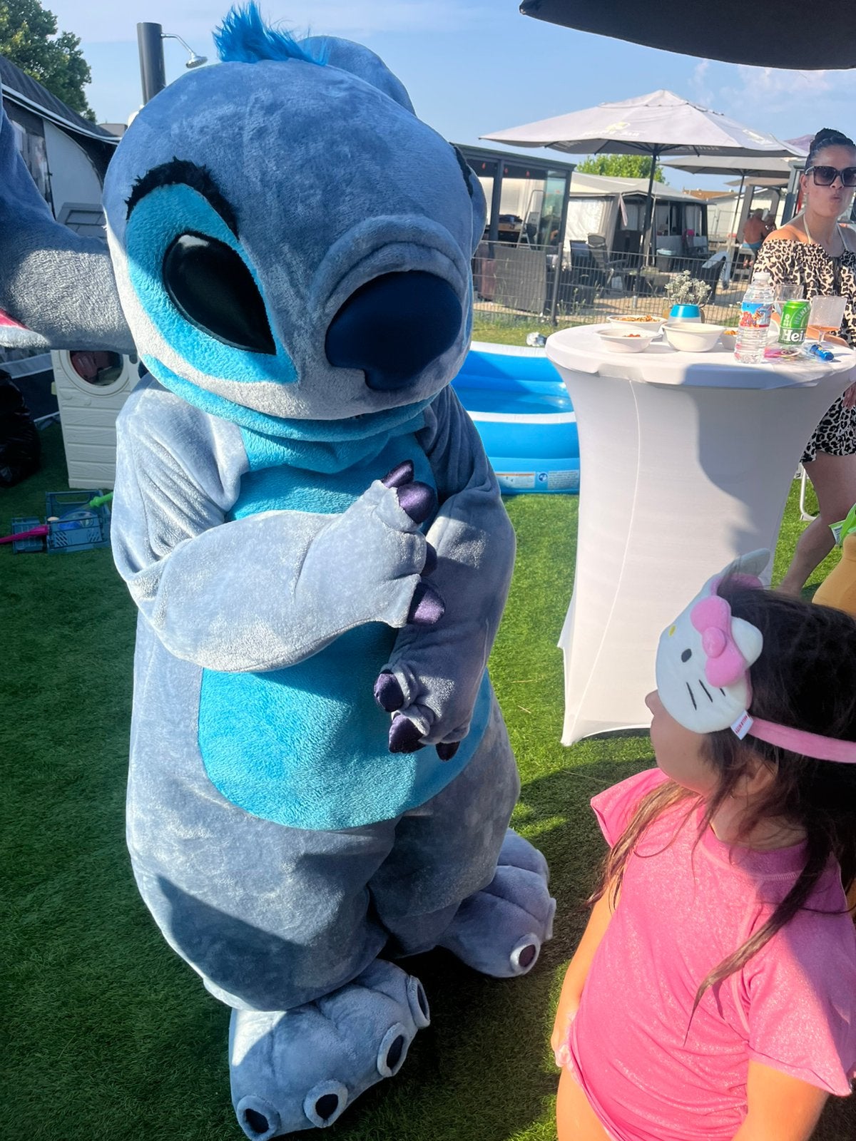 STITCH MASCOTTE VERHUUR, Hobby en Vrije tijd, Feestartikelen | Verhuur, Ophalen of Verzenden, Zo goed als nieuw, Verjaardag