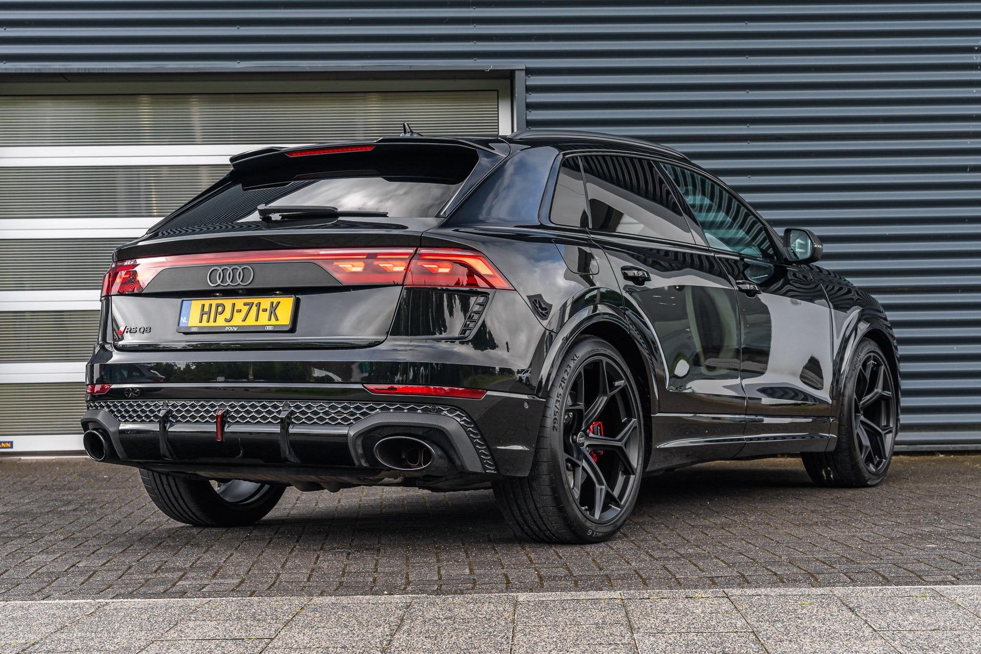 Audi RS Q8 4.0 TFSI 640pk quattro Performance | Panoramadak, Auto's, Audi, 12 maanden, Stof, Gebruikt, Zwart