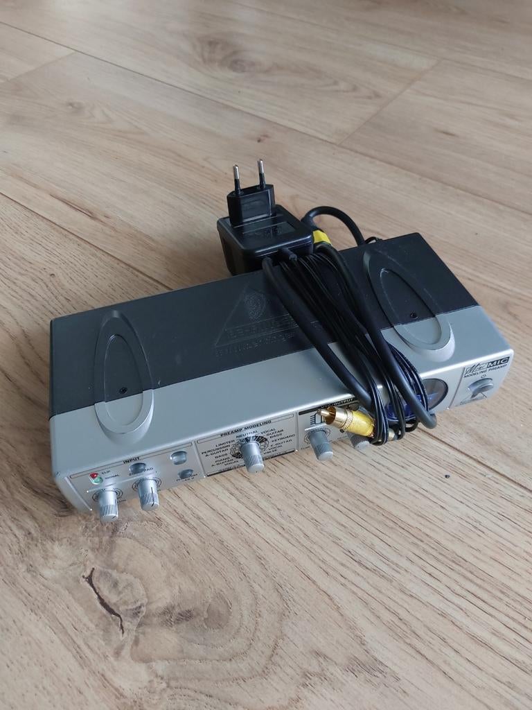 Behringer MiniMIC MIC800 Modeling Preamp, Muziek en Instrumenten, Mengpanelen, Ophalen, Gebruikt, Minder dan 5 kanalen, Microfooningang
