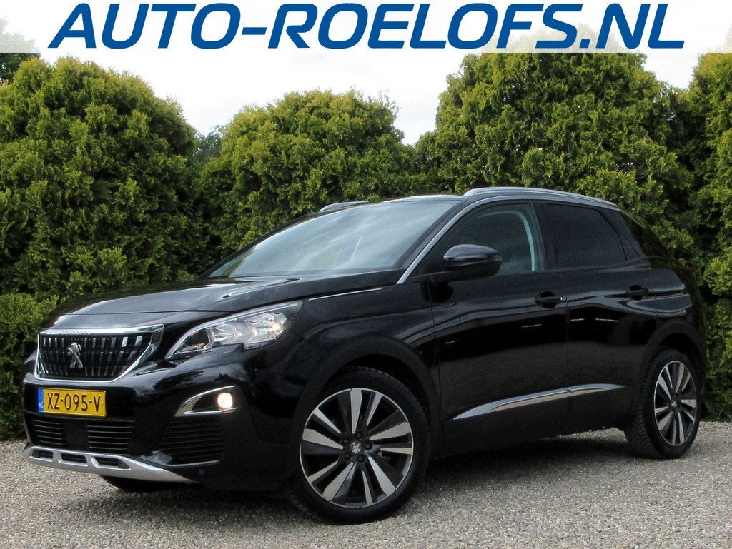 Peugeot 3008 1.2 PureTech Allure * Navi * Camera * Carplay *, Auto's, Peugeot, Voorwielaandrijving, Gebruikt, 1199 cc, Leder en Stof