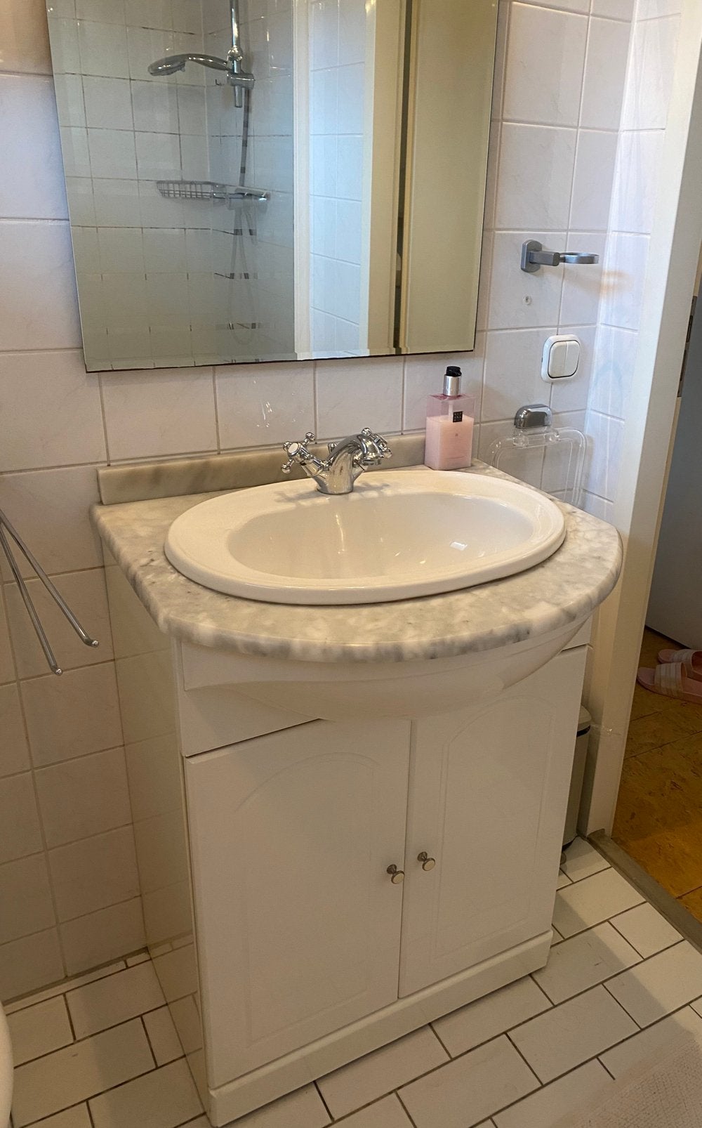 Badkamer meubel met spiegel, inbouwspotjes en kraan, Ophalen, Gebruikt, 50 tot 100 cm, Minder dan 100 cm