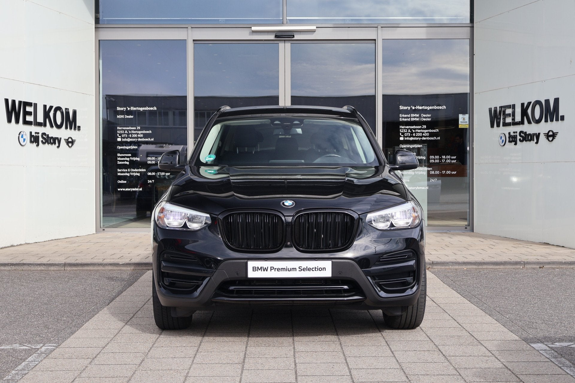 BMW X3 xDrive30e Essential Automaat / Trekhaak / Sportstoele, Auto's, Gebruikt, Euro 6, 4 cilinders, Leder en Stof