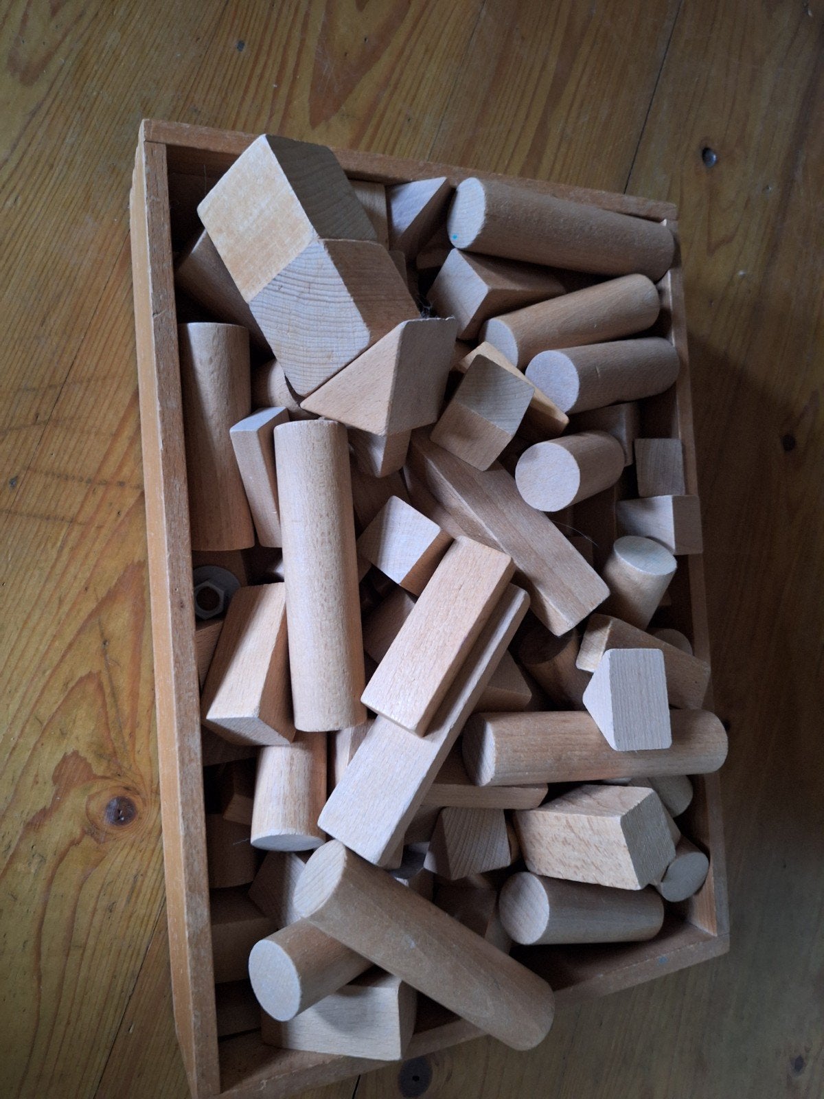 Set houten bouwblokken in kist, Kinderen en Baby's, Speelgoed | Houten speelgoed, Ophalen