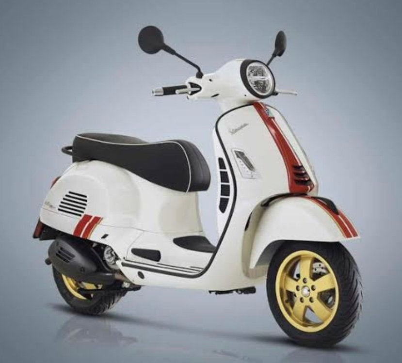Gezocht: Vespa gts 300 racing sixties, Ophalen