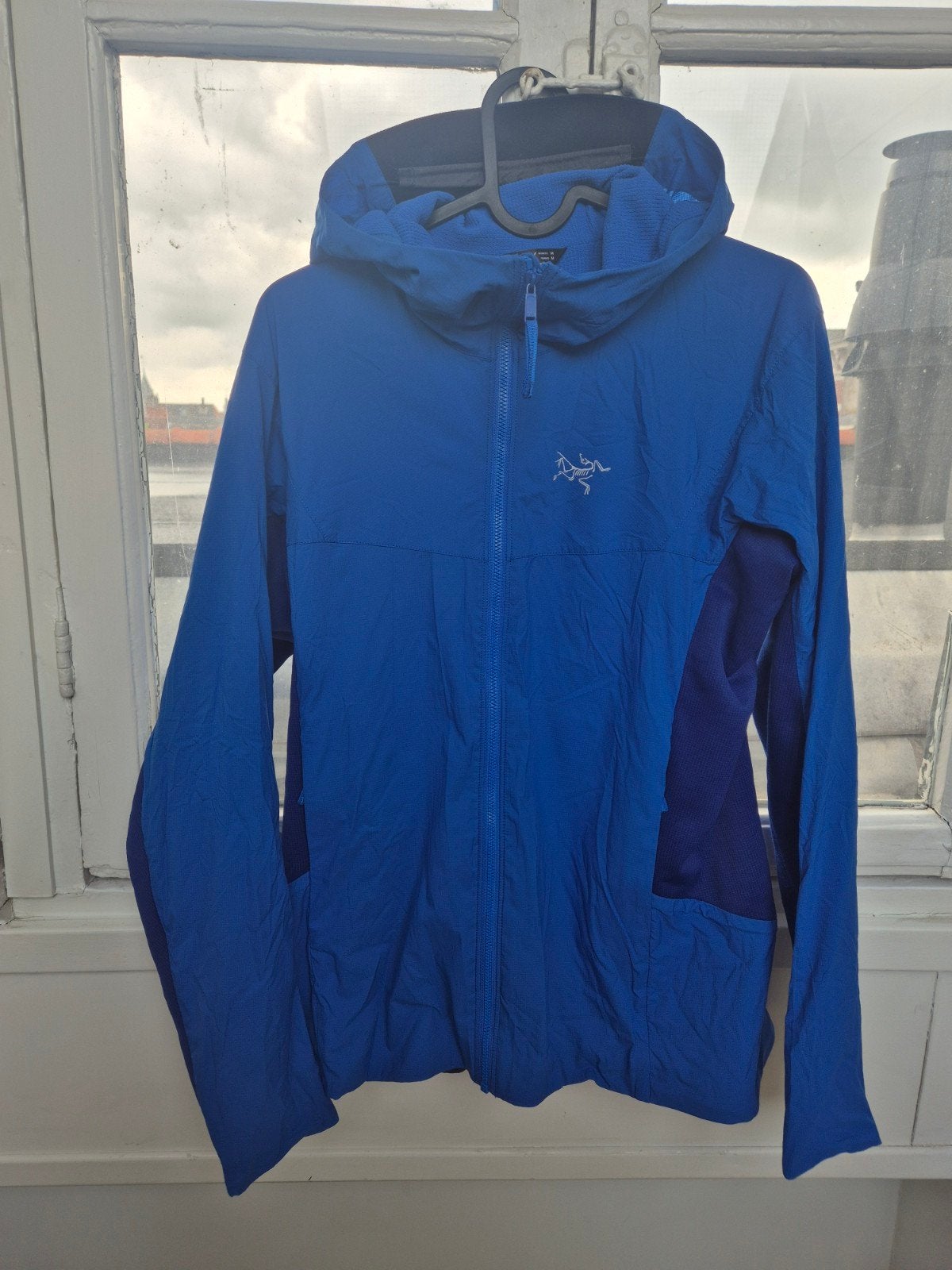 Arc'teryx Procline Hybrid Hoody, Maat 38/40 (M), Blauw, Ophalen of Verzenden, Zo goed als nieuw