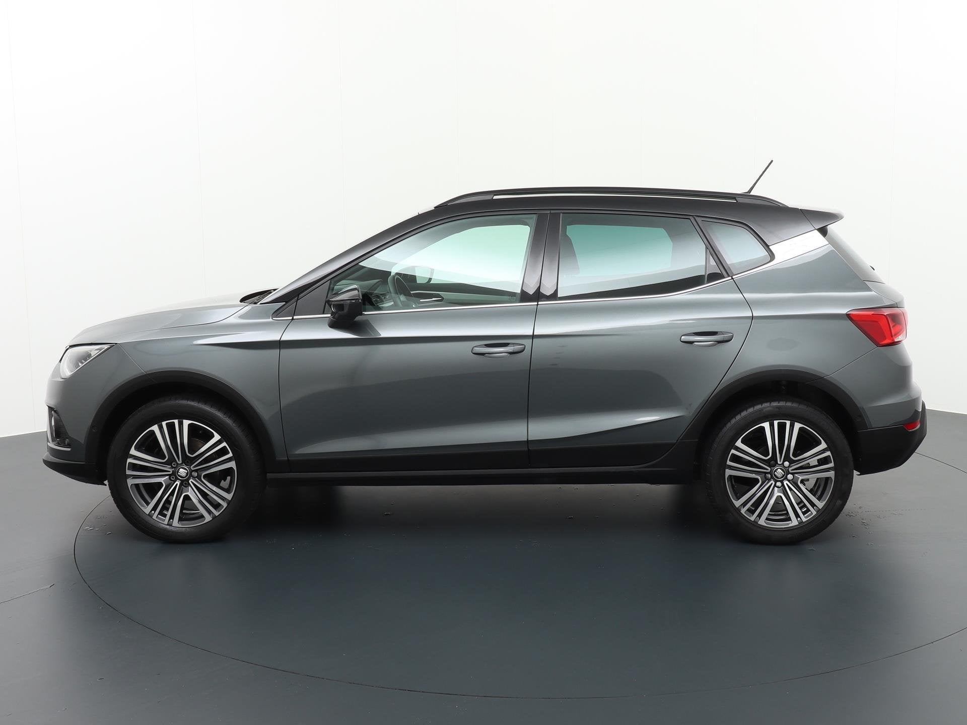 SEAT Arona 1.0 TSI FR Launch Edition, Auto's, 12 maanden, Stof, Gebruikt, 116 pk