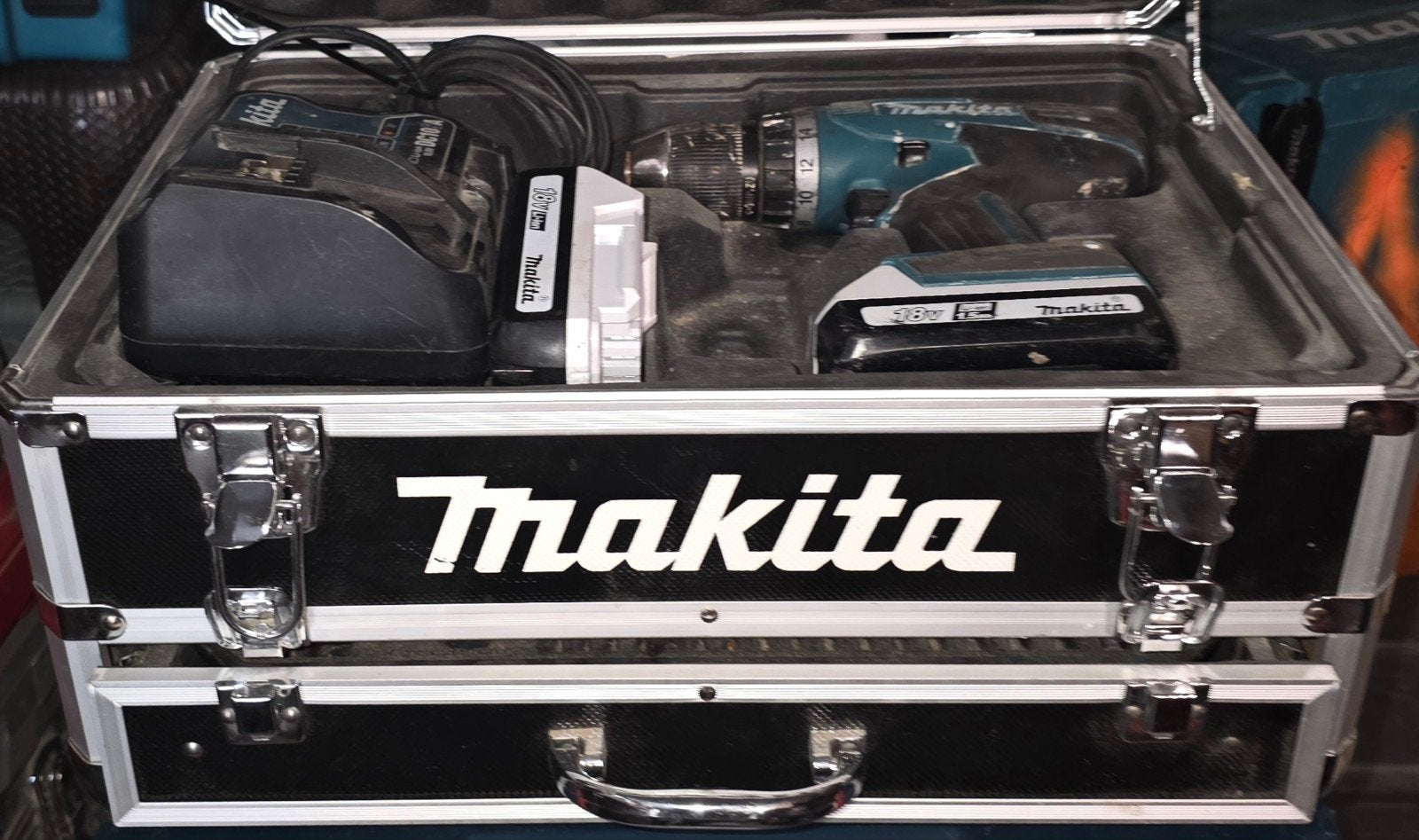 Makita 18V Schroefmachine, Gebruikt, Variabele snelheid, Ophalen of Verzenden, Boor- en Schroefmachine