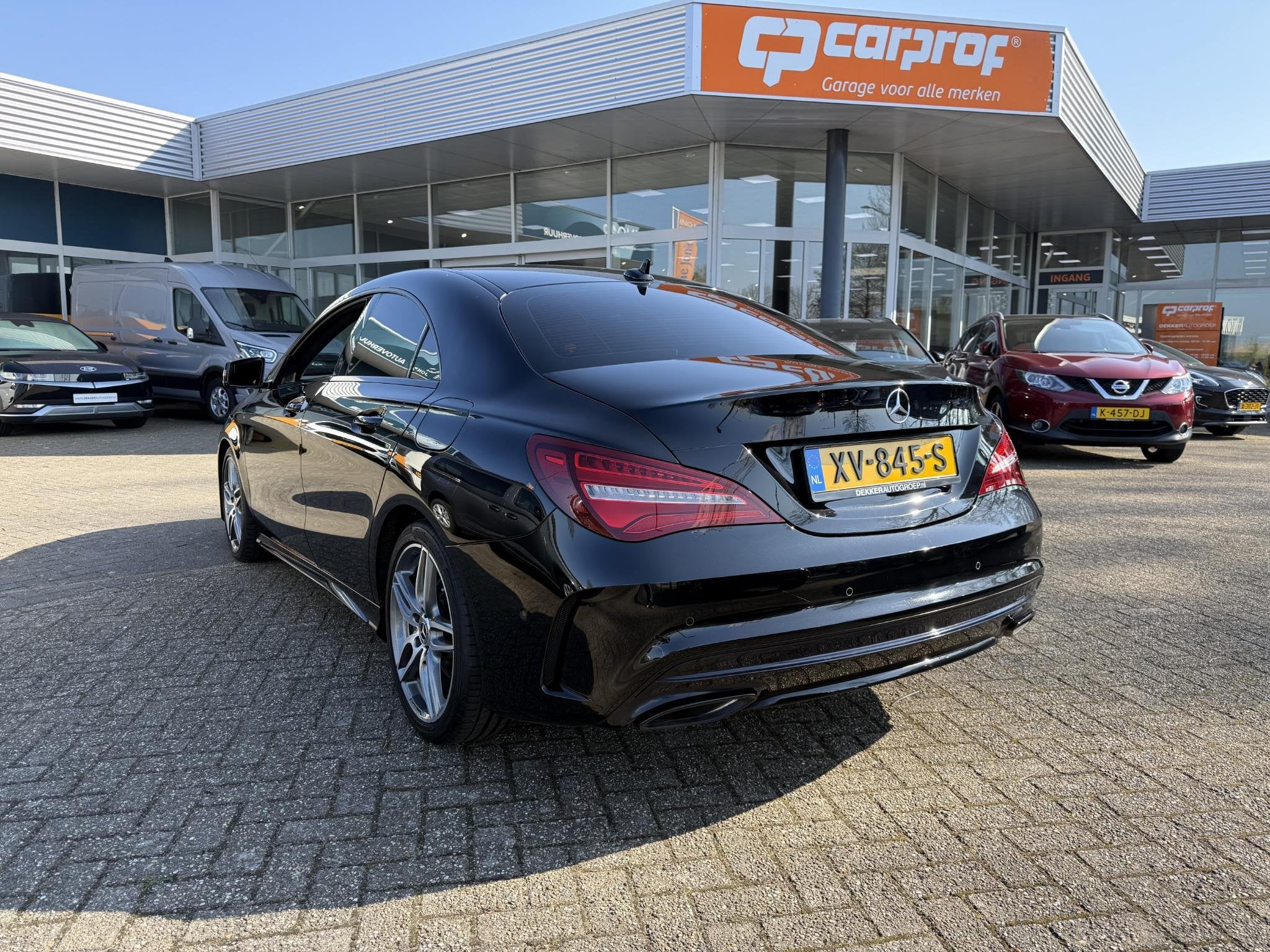 Mercedes-Benz CLA-klasse 180 122PK Automaat AMG Line Navigat, Auto's, Gebruikt, Euro 6, 4 cilinders, 715 kg