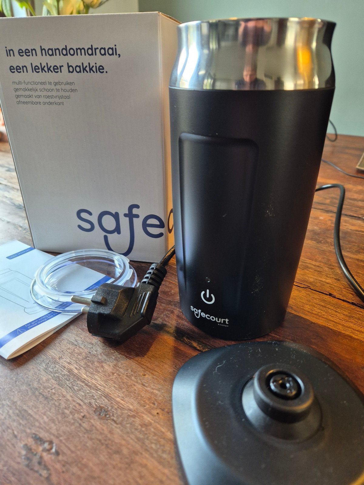 Melkopschuimer Safecourt, Ophalen, Nieuw