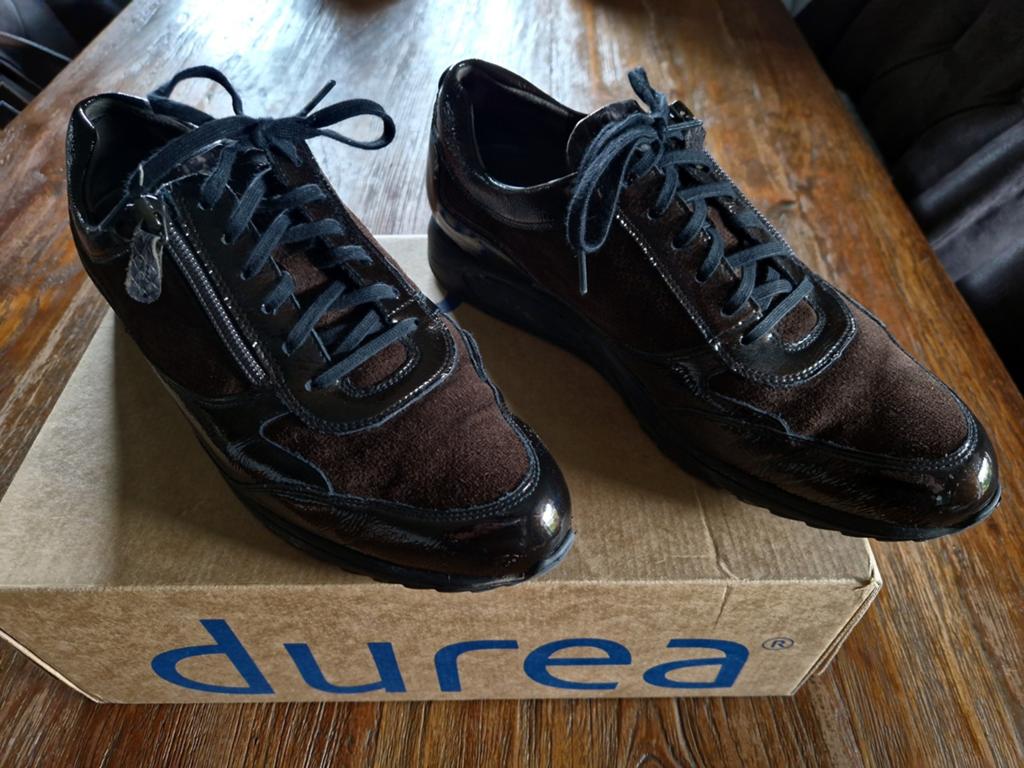 Durea veterschoenen bruin-donkerrood lakleer/suède 7 K, Kleding | Dames, Schoenen, Durea, Schoenen met lage hakken, Bruin, Ophalen of Verzenden