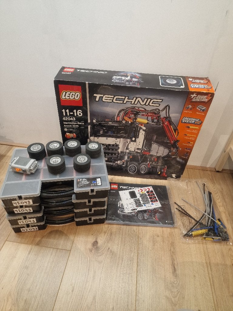 Lego Technic 42043 Mercedes-Benz Arocs 3245 (Bijna Nieuw), Lego, Inclusief instructies, Nieuw, Ophalen of Verzenden