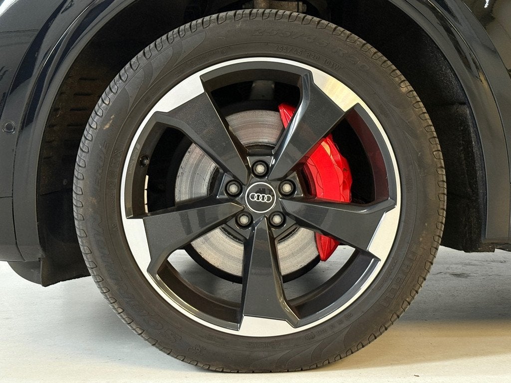 Audi Q5 55 TFSI e 3x S-line, Pano, 3D cam, Sfeerlicht, Automaat, Automatische klimaatregeling, 136 pk, Gebruikt