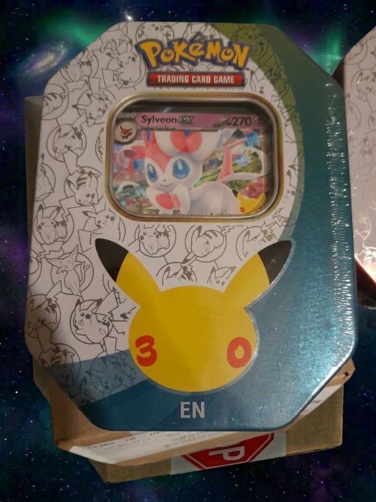 ⚡ Pokemon 30th Celebration ex Tin, Ophalen of Verzenden, Nieuw, Overige typen, Foil