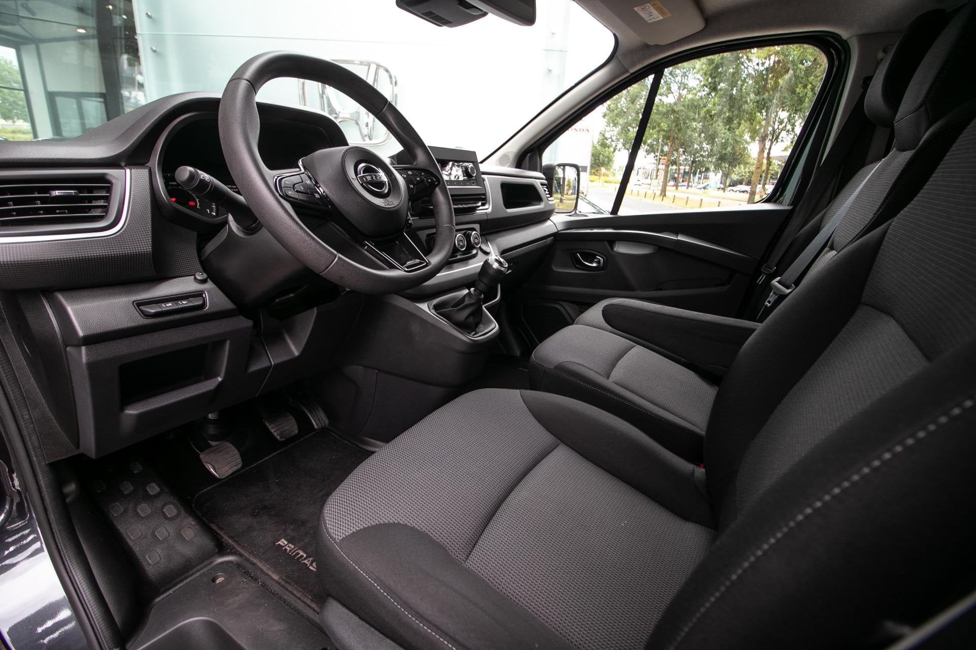 Nissan Primastar 2.0 dCi L1H1 Acenta - Trekhaak | BTW | Crui, Voorwielaandrijving, Dealer onderhouden, Stof, Gebruikt