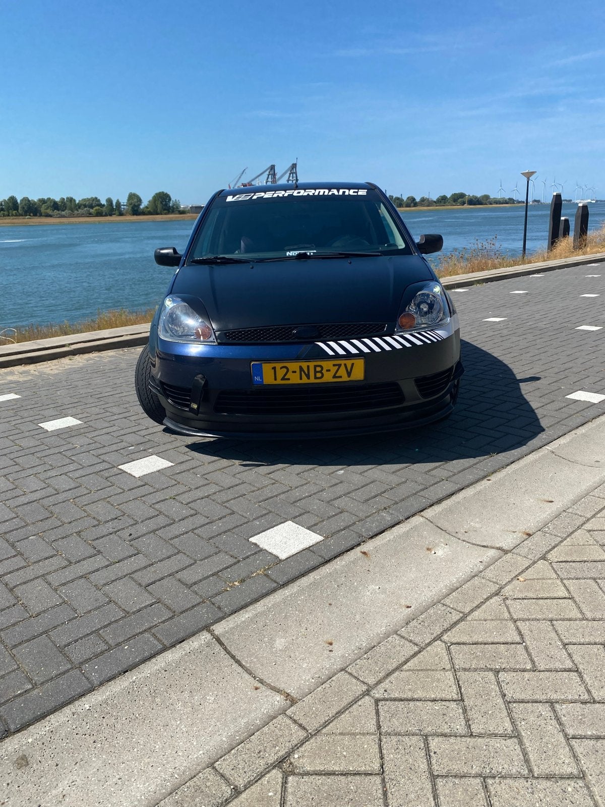 Ford Fiësta 1.4 16V 3DR 2003 Blauw, Auto's, Voorwielaandrijving, 40 €/maand, 4 cilinders, Origineel Nederlands