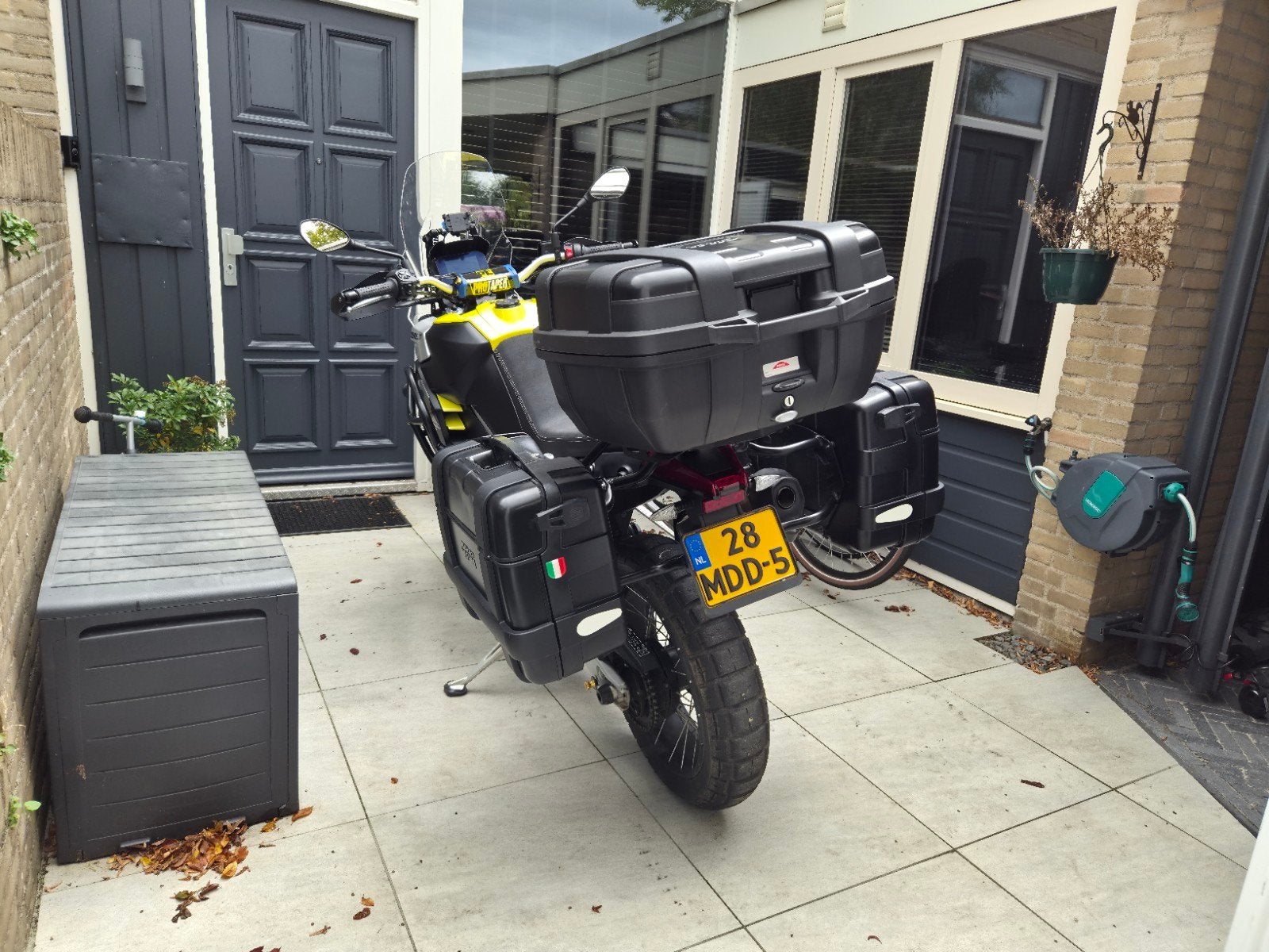 Complete GIVI bagage kofferset voor Aprilia tuareg 660, Ophalen, Gebruikt