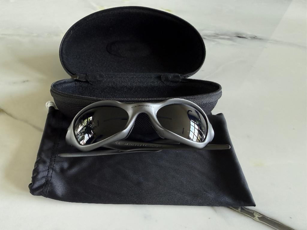 Vintage Oakley Eye Jacket 1.0 Silver / Black - jaren 90, Sieraden, Tassen en Uiterlijk, Zonnebrillen en Brillen | Heren, Zo goed als nieuw