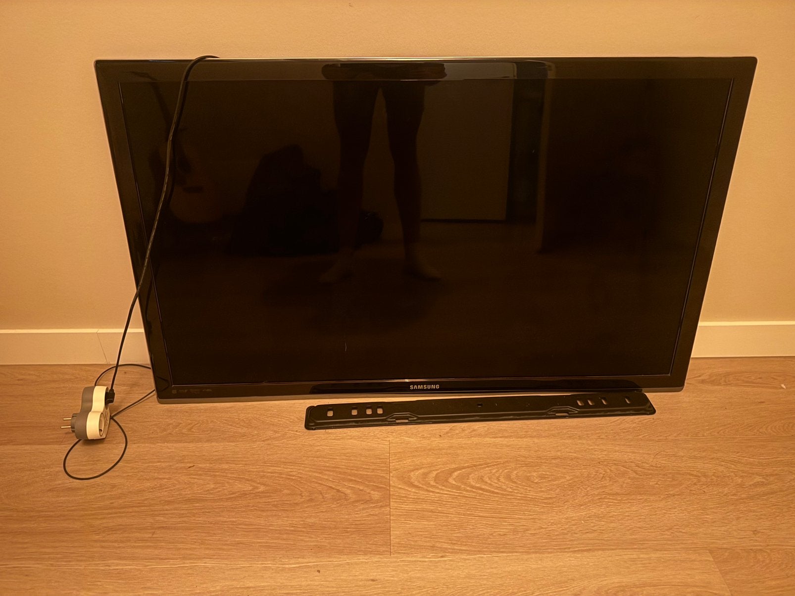 Samsung 3d tv rond 50 inch 2012 met muur beugel, Gebruikt, 50 Hz, LCD, Ophalen of Verzenden